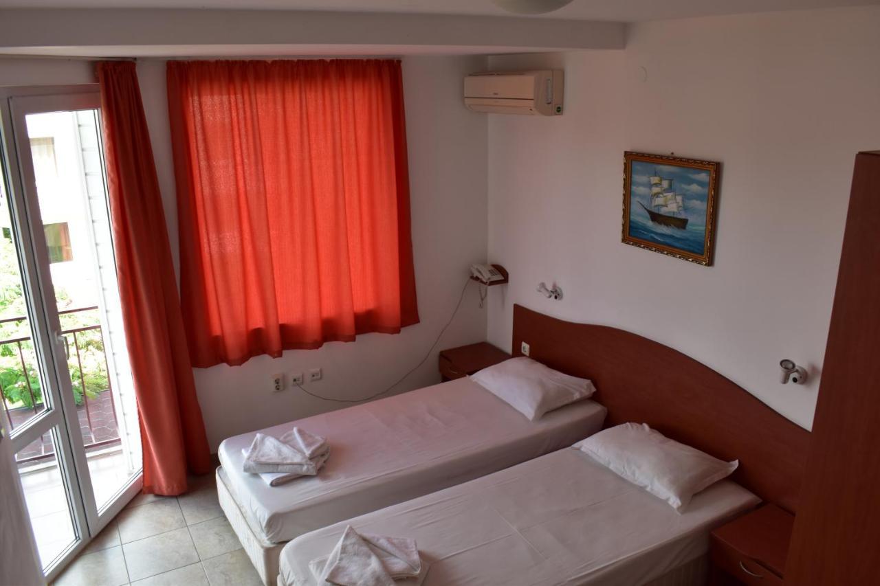 Hotel Morski Dar Kranevo Bagian luar foto