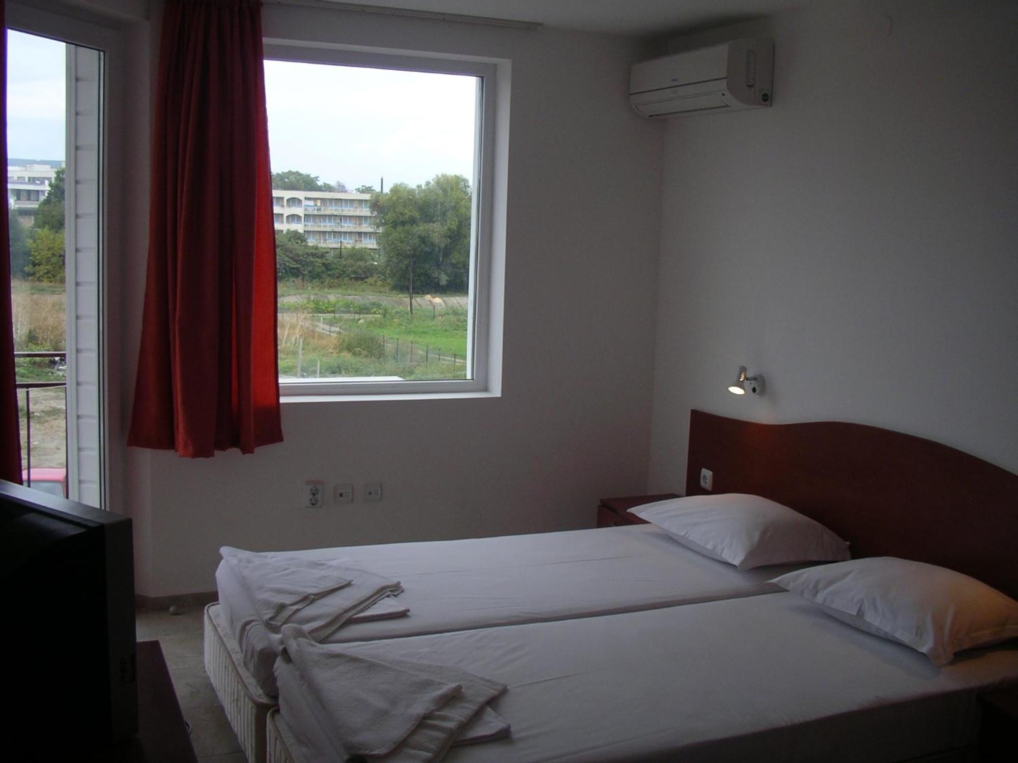 Hotel Morski Dar Kranevo Bagian luar foto